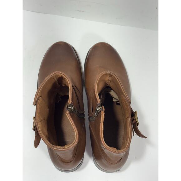Frye Vicky Engineer Boots in Cognac Brown Leather w/Buckles Women's Sz 11B Ankle - Picture 5 of 10